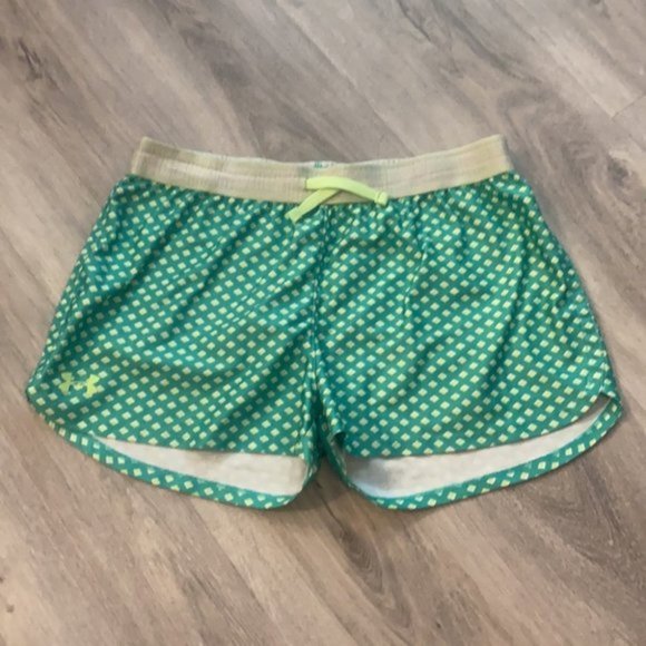 Under Armour green athletic shorts - Picture 2 of 7